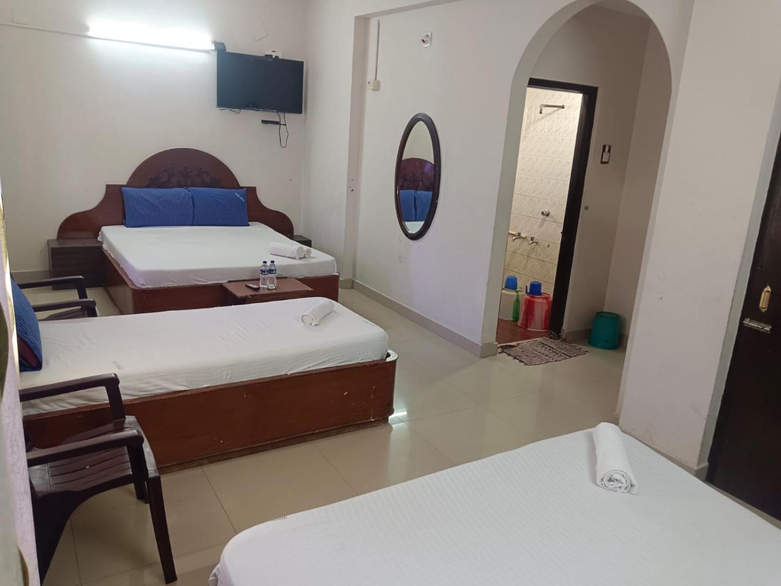 Sree Balaji Hotel - Lodge Kanjakumari Kültér fotó